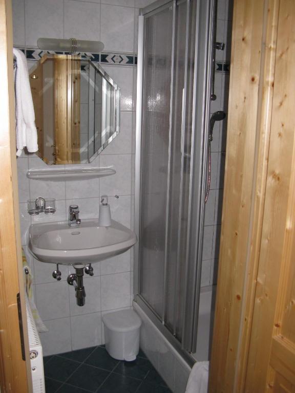Haus Pfarrkirchner Apartment Маутерндорф Стая снимка