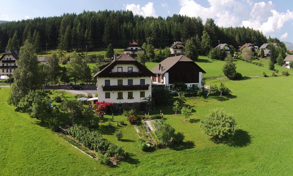 Haus Pfarrkirchner Apartment Маутерндорф Екстериор снимка